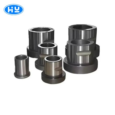 Hydraulic breaker inner jacket